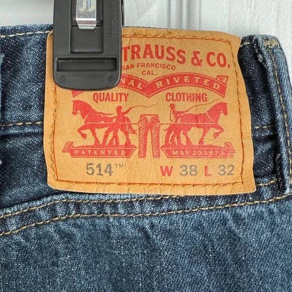 Levis 514 Mens Jeans 38x32 Straight Fit Dark Wash Denim Classic - Picture 4 of 7